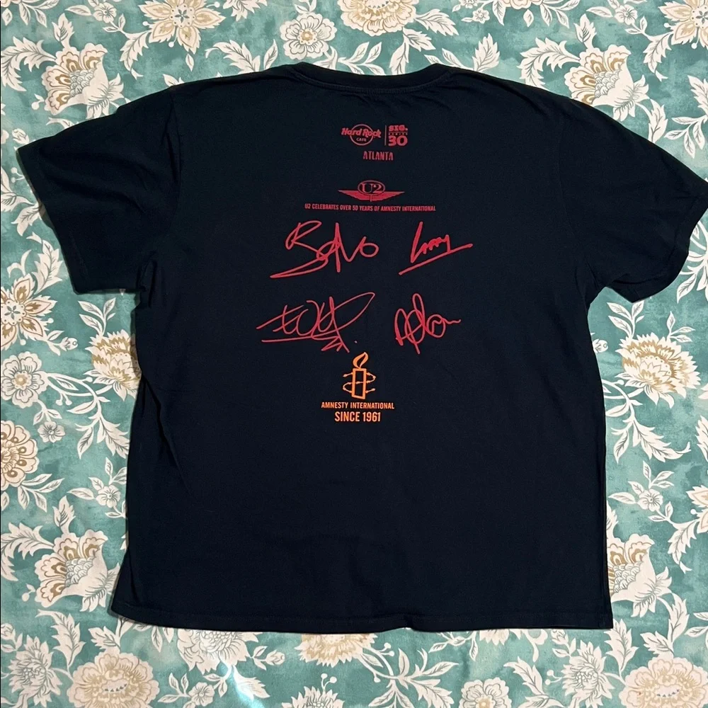Hard Rock Cafe Young Men’s Fit Tee - Picture 4 of 6